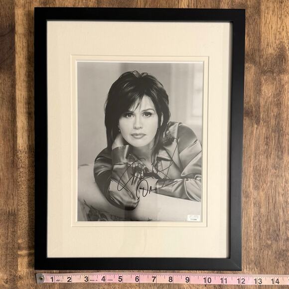 Marie Osmond Singer Autographed Framed Photo 14x17 COA Sports Memorabilia - Picture 8 of 9